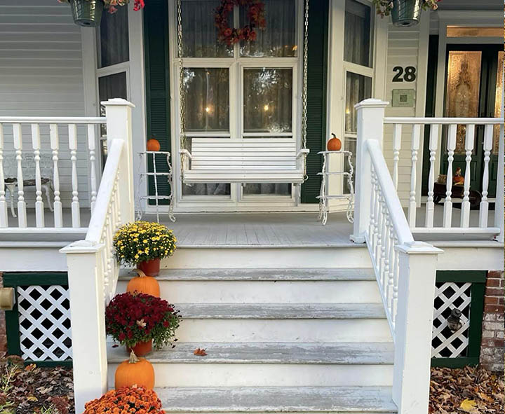 The Dominion House Bed & Breakfast Blooming Grove, New York